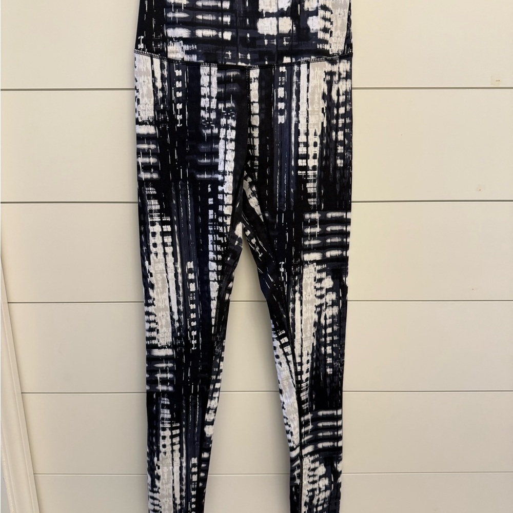 Zella Monochrome Abstract Leggings